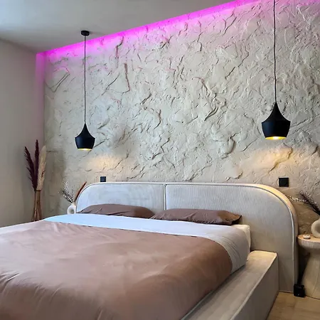 Harmony Room Suite Avec Balneo Angers Buitenkant foto